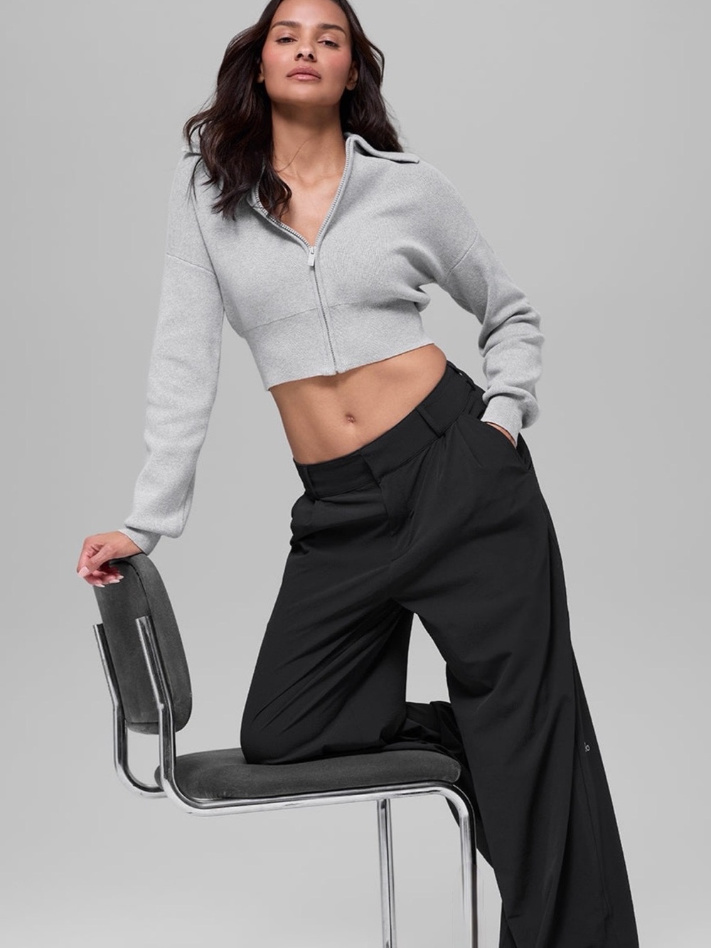 Alo Yoga High-Waist Dreamscape Trouser
Size Medium - Picture 6 of 12
